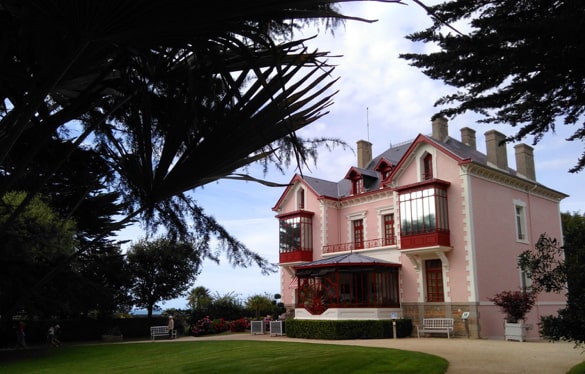 Article Bon Vent Normand - La maison rose de Christian Dior