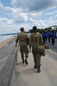 Bon Vent Normand - La Normandie commémorative - 06 Juin 1944 - D-Day - Défilés et Parades